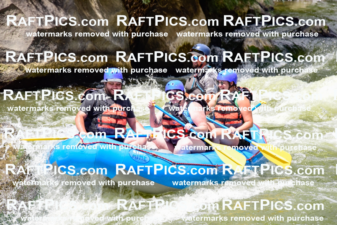 002189_July-11_NEW-WAVE_RAFT-PICS_Racecourse-PM_LA_Rui__LES8736