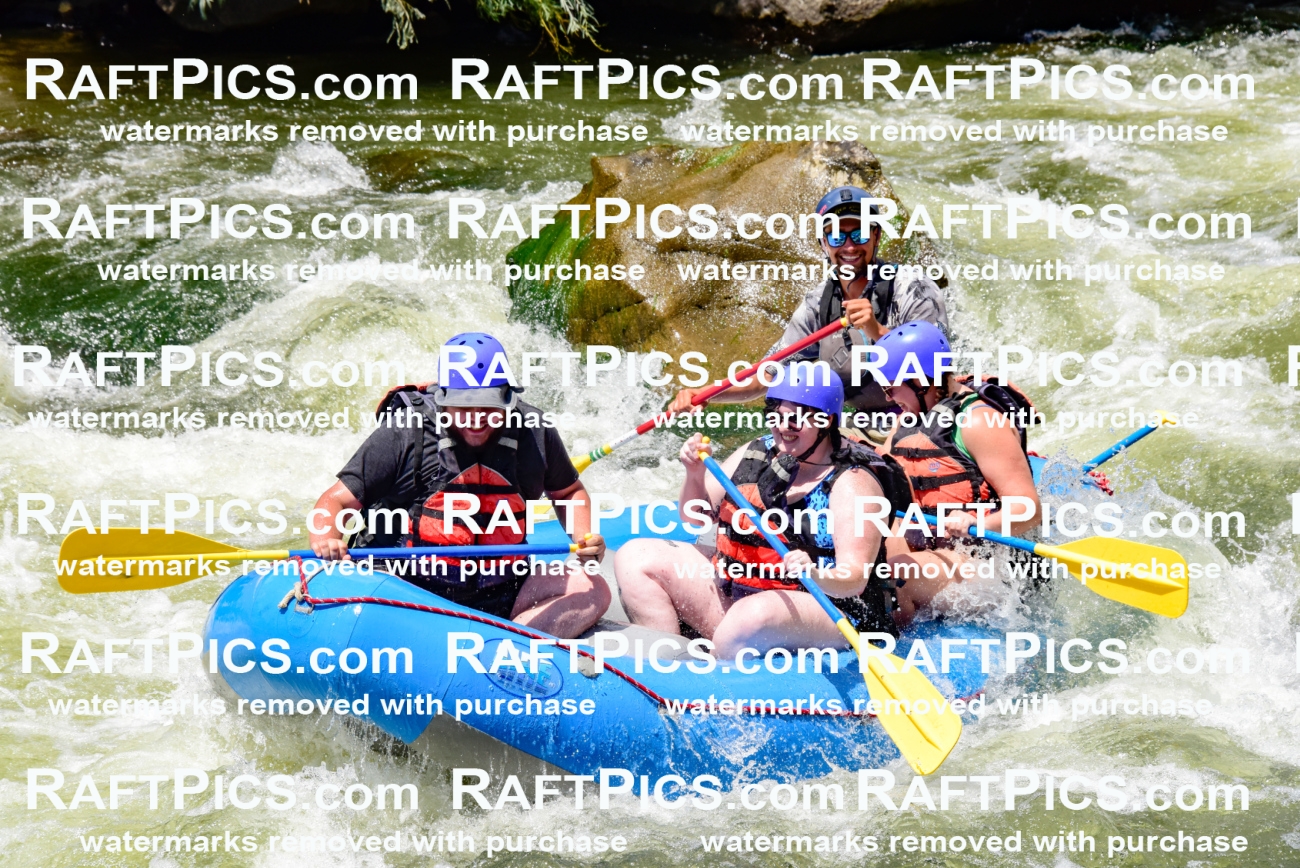 002196_July-11_NEW-WAVE_RAFT-PICS_Racecourse-PM_LA_Rui__LES8743