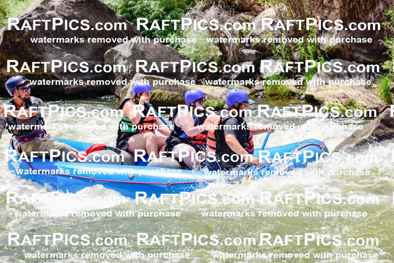 002206_July-11_NEW-WAVE_RAFT-PICS_Racecourse-PM_LA_Rui__LES8796