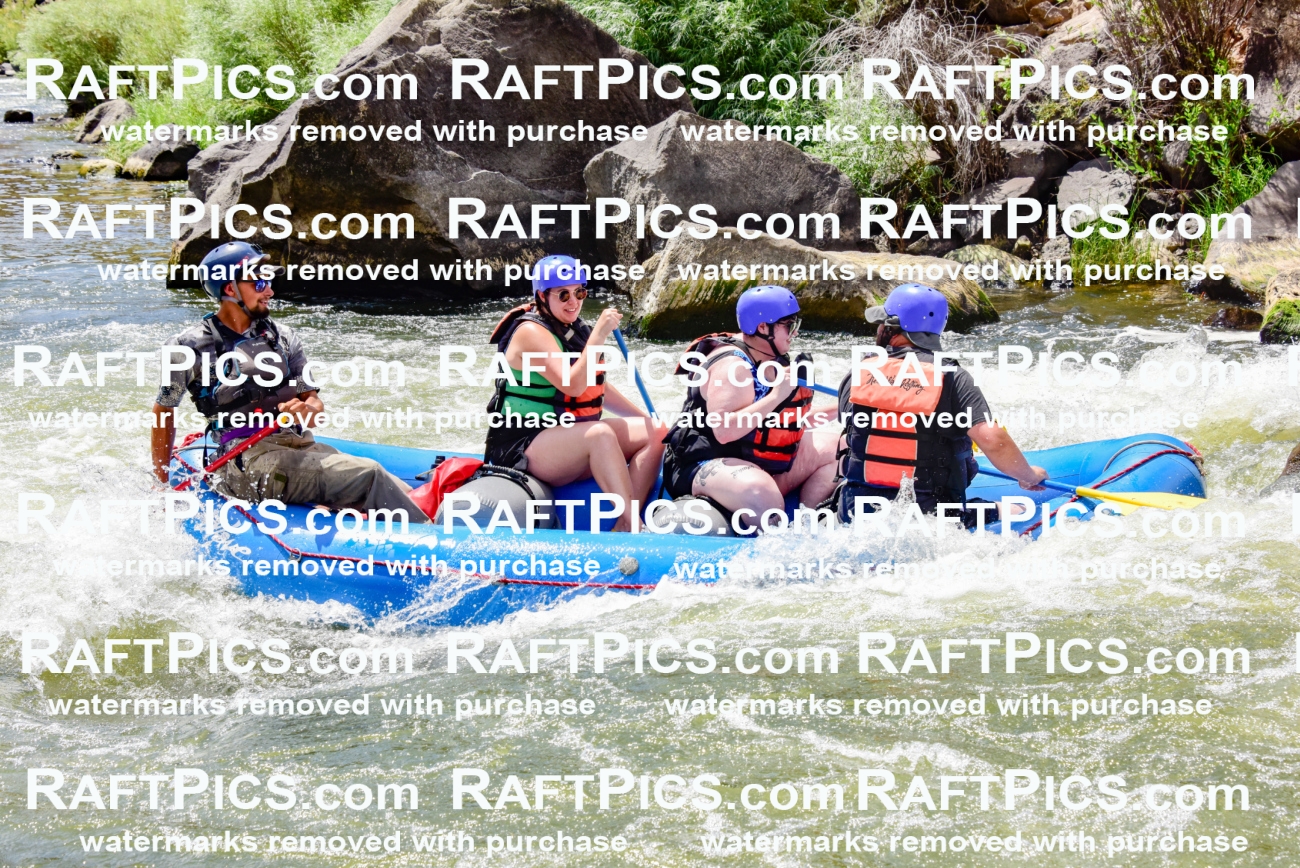 002209_July-11_NEW-WAVE_RAFT-PICS_Racecourse-PM_LA_Rui__LES8799