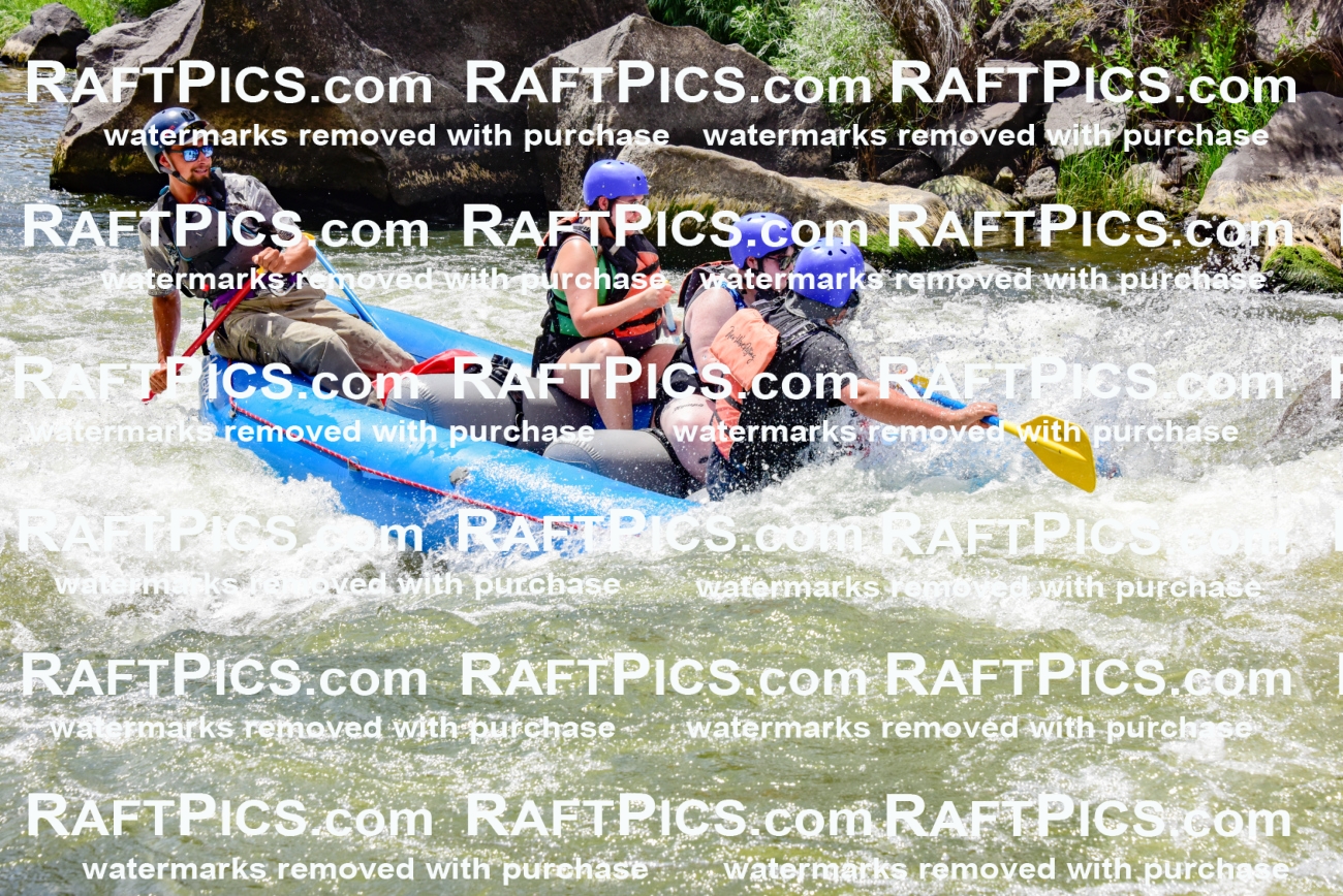 002212_July-11_NEW-WAVE_RAFT-PICS_Racecourse-PM_LA_Rui__LES8802