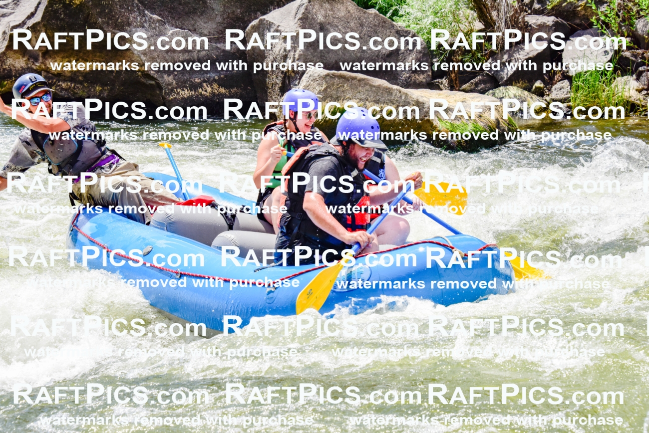 002216_July-11_NEW-WAVE_RAFT-PICS_Racecourse-PM_LA_Rui__LES8806