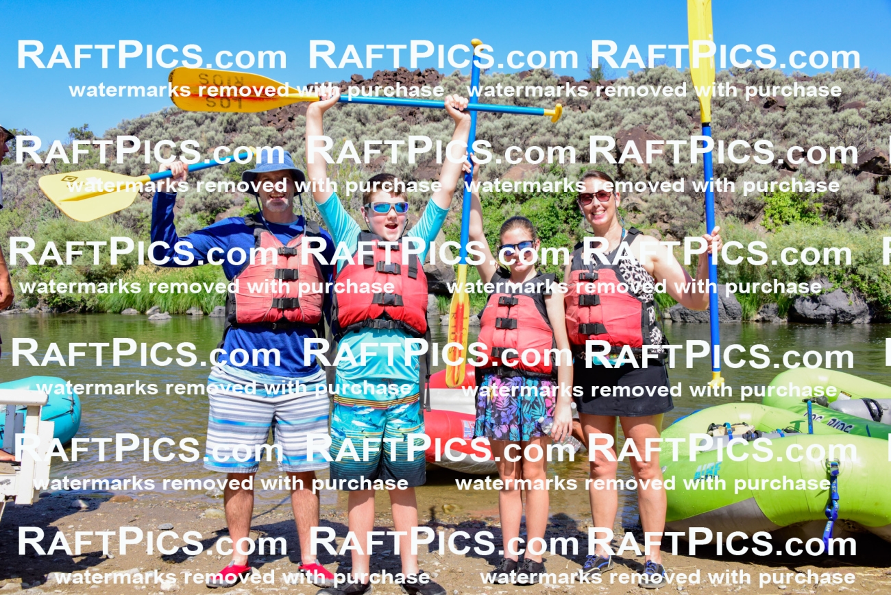 002742_July-16_LOS-RIOS_RAFT-PICS_Racecourse-AM-_LA-Portraits-_LES9053