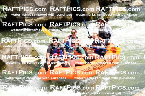 003263_July-17_LOS-RIOS_RAFT-PICS_AM-_LA-Nate_LES9625