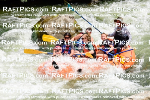 003266_July-17_LOS-RIOS_RAFT-PICS_AM-_LA-Nate_LES9628