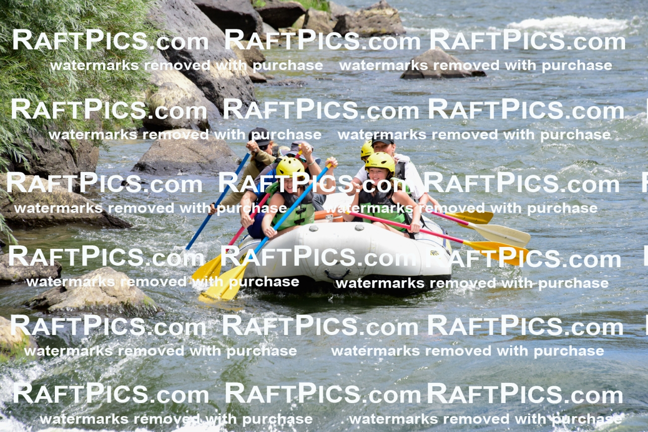 003213_July-17_BIG-RIVER_RAFT-PICS_AM-_LA-MADS_LES9569