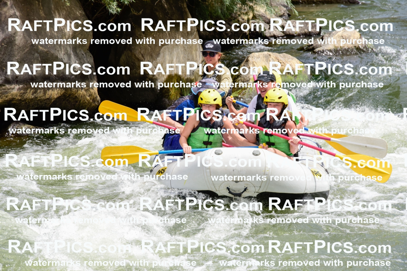 003225_July-17_BIG-RIVER_RAFT-PICS_AM-_LA-MADS_LES9581