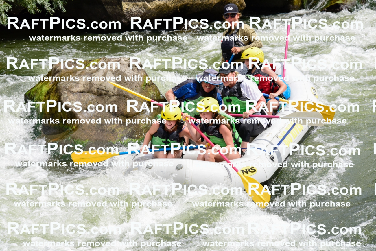 003233_July-17_BIG-RIVER_RAFT-PICS_AM-_LA-MADS_LES9589