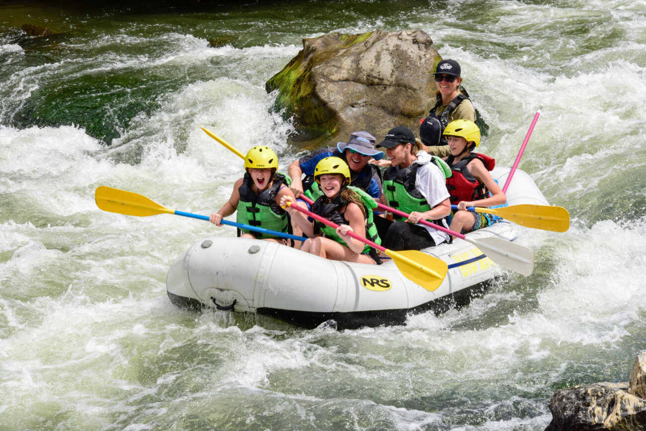 003238_July-17_BIG-RIVER_RAFT-PICS_AM-_LA-MADS_LES9594