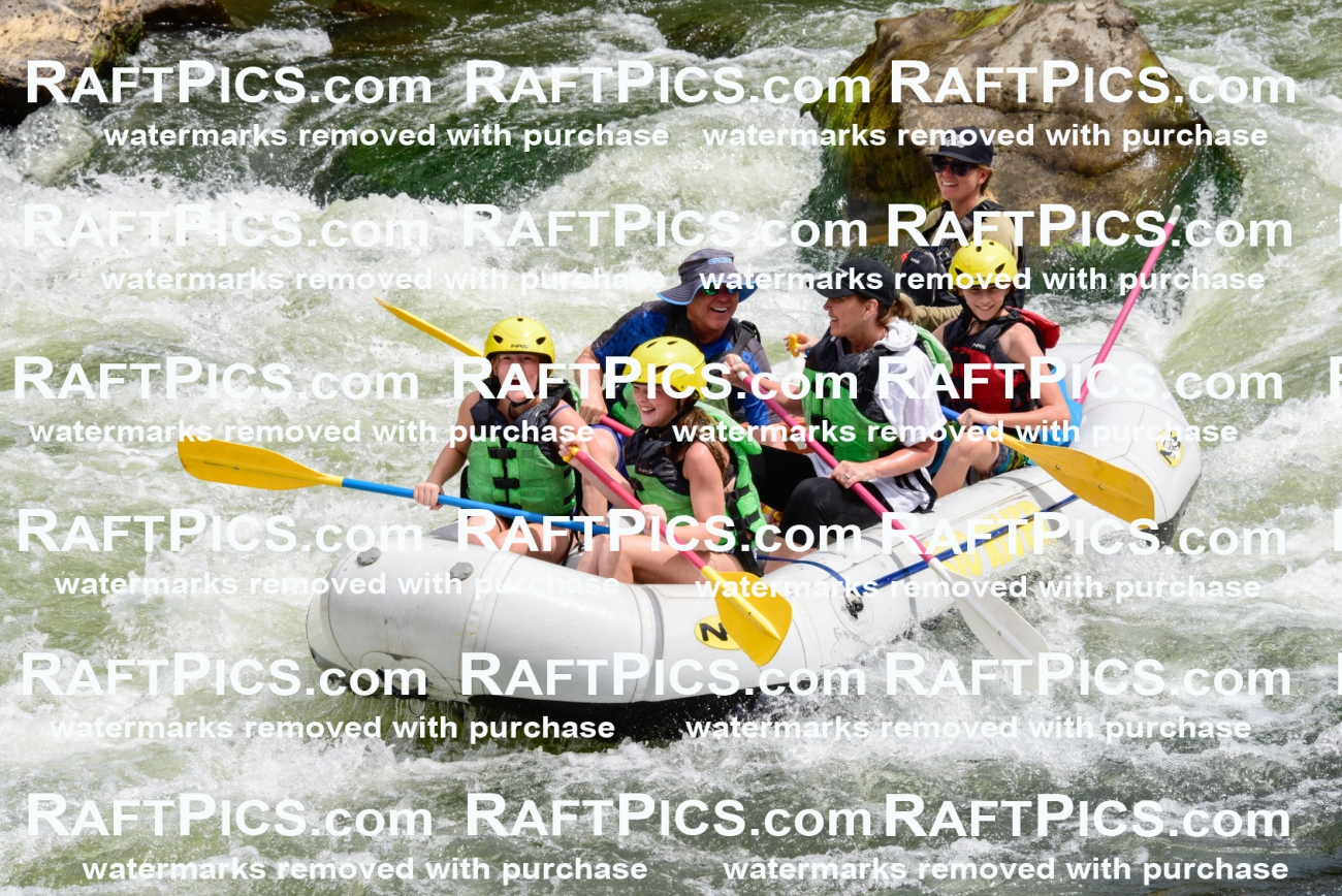 003240_July-17_BIG-RIVER_RAFT-PICS_AM-_LA-MADS_LES9596