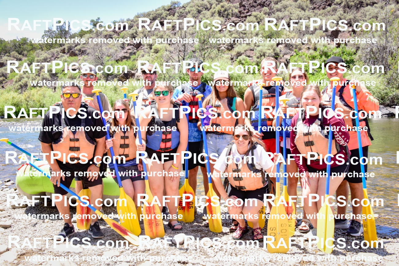 003332_July-17_LOS-RIOS_RAFT-PICS_PM-_LA-PORTRAITS__LES9708