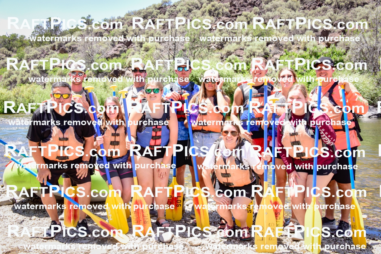 003333_July-17_LOS-RIOS_RAFT-PICS_PM-_LA-PORTRAITS__LES9709