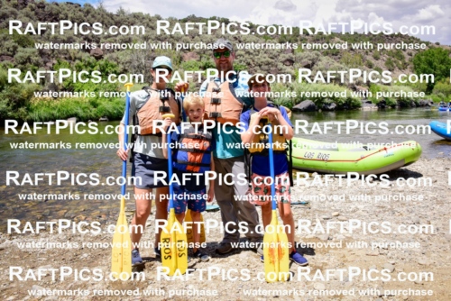 003314_July-17_LOS-RIOS_RAFT-PICS_PM-_LA-PORTRAITS__LES9690