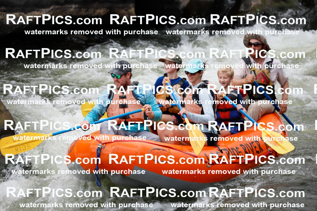 003459_July-17_LOS-RIOS_RAFT-PICS_PM-_TC-_Wade__MG_5254