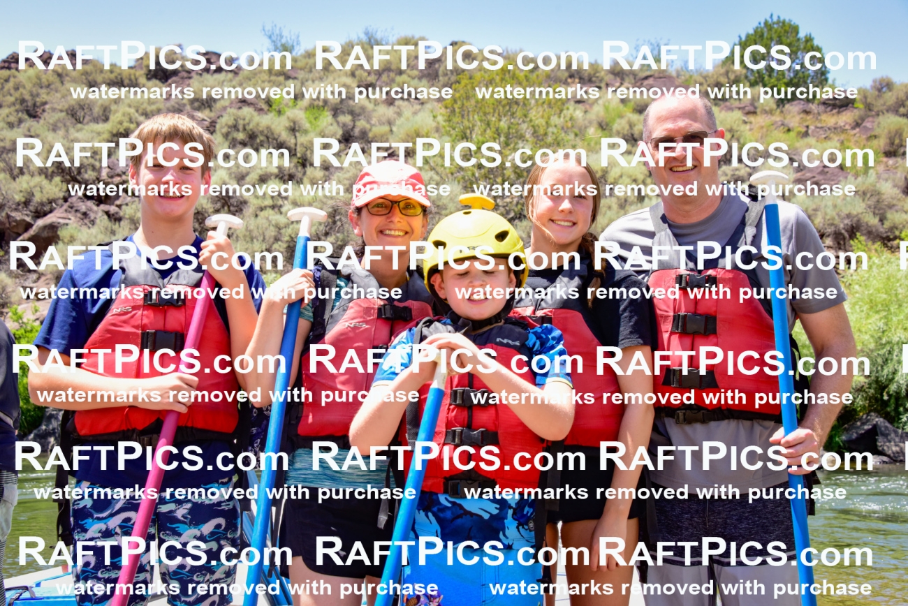 003300_July-17_BIG-RIVER_RAFT-PICS_PM-_LA-PORTRAITS__LES9676