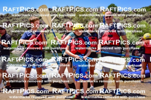 003302_July-17_BIG-RIVER_RAFT-PICS_PM-_LA-PORTRAITS__LES9678