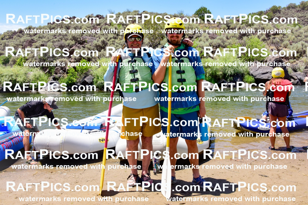 003305_July-17_BIG-RIVER_RAFT-PICS_PM-_LA-PORTRAITS__LES9681