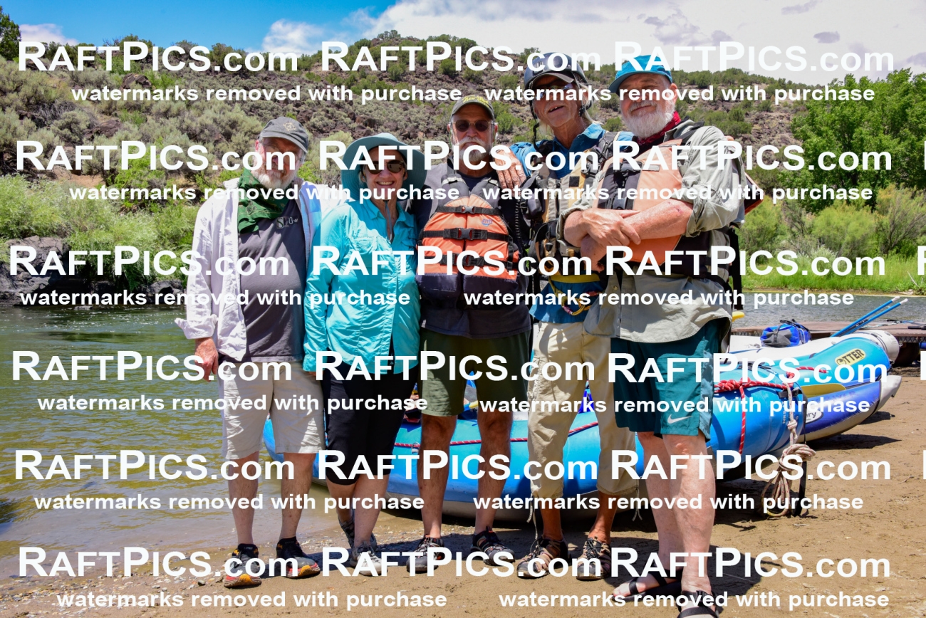 003335_July-17_NEW-WAVE_RAFT-PICS_PM-_LA-PORTRAITS__LES9649