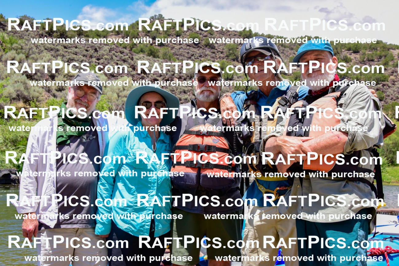 003336_July-17_NEW-WAVE_RAFT-PICS_PM-_LA-PORTRAITS__LES9650