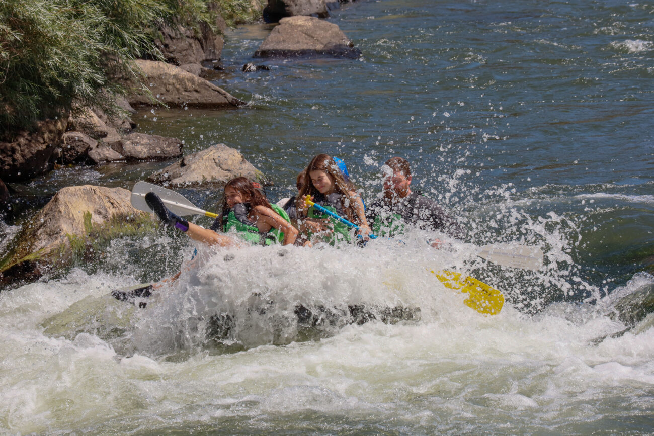 000401_July-19_BigRiver_RAFTPICS_Racecourse_AM_SW_Migs