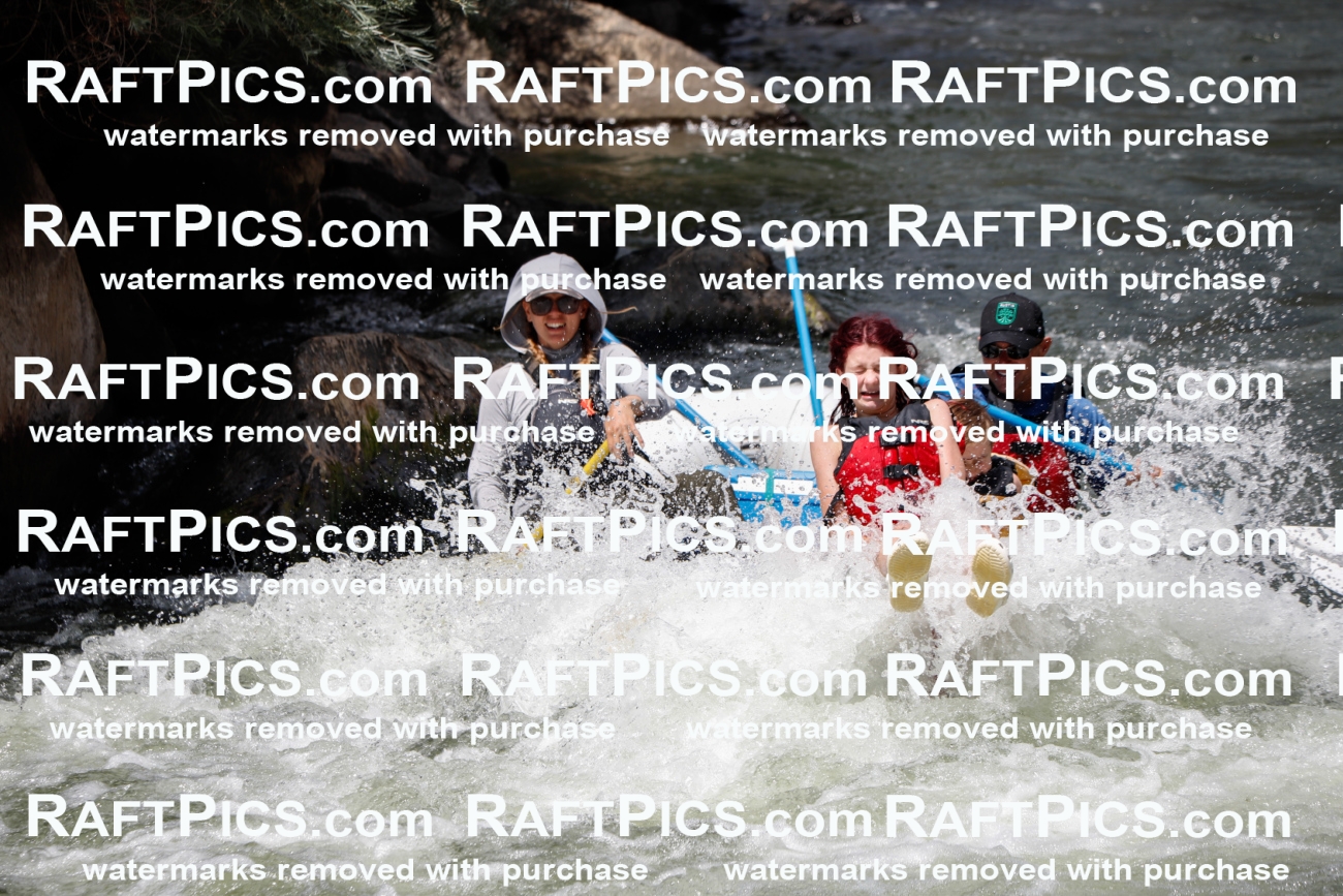 007868_Raftpics_July-27__BIG-RIVER__Racecourse_AM_TC_Boat-One_MG_9073