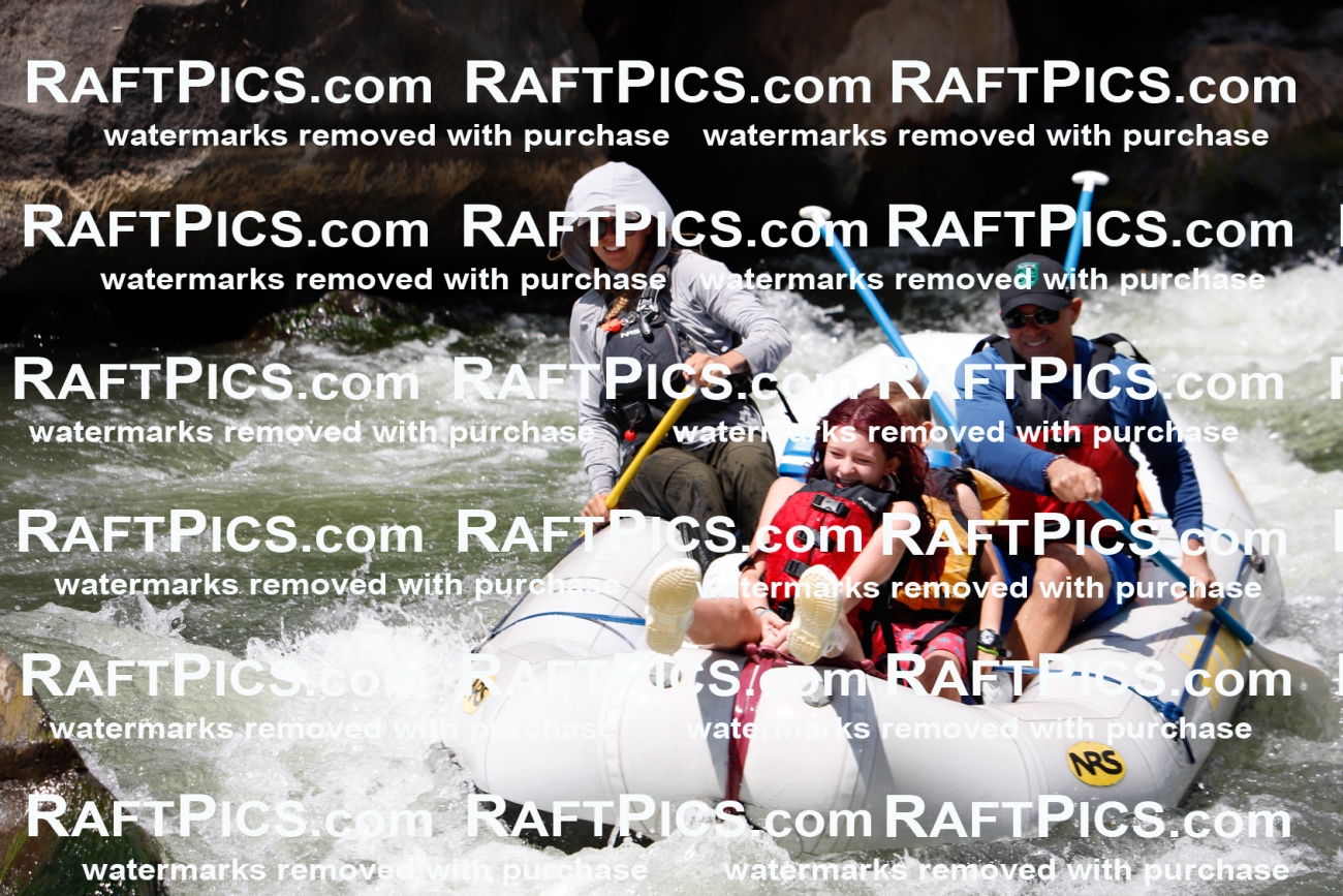 007883_Raftpics_July-27__BIG-RIVER__Racecourse_AM_TC_Boat-One_MG_9088