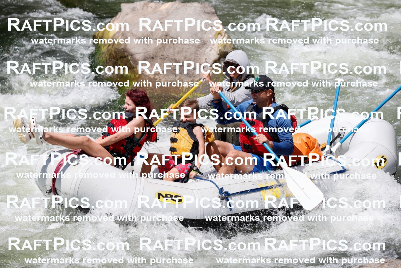 007892_Raftpics_July-27__BIG-RIVER__Racecourse_AM_TC_Boat-One_MG_9097