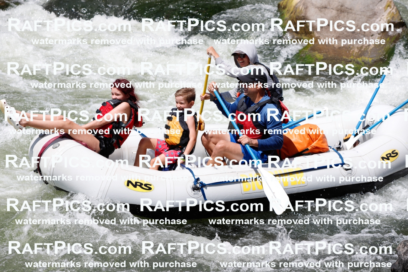 007897_Raftpics_July-27__BIG-RIVER__Racecourse_AM_TC_Boat-One_MG_9102