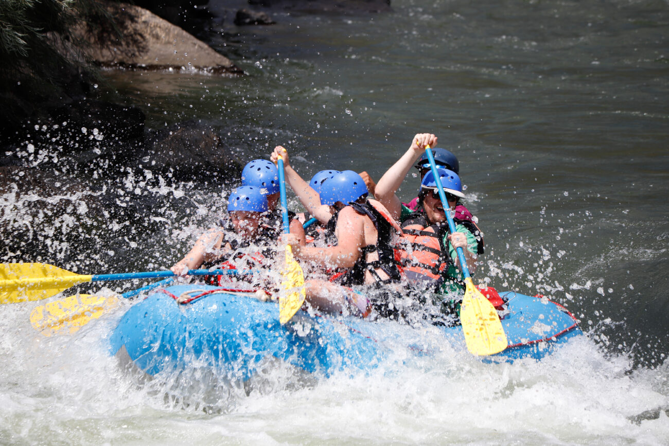 008050_Raftpics_July-27__NEW-WAVE__Racecourse_AM_TC_Boat-One_MG_9107