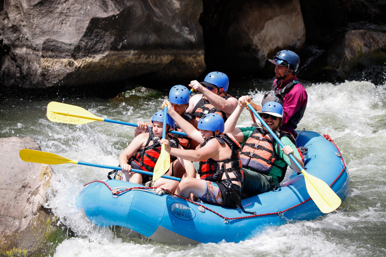 008064_Raftpics_July-27__NEW-WAVE__Racecourse_AM_TC_Boat-One_MG_9121