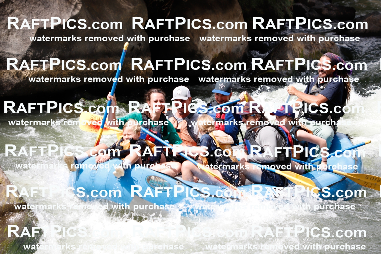 007951_Raftpics_July-27__LOS-RIOS__Racecourse_AM_TC_Boat-Four_MG_9248