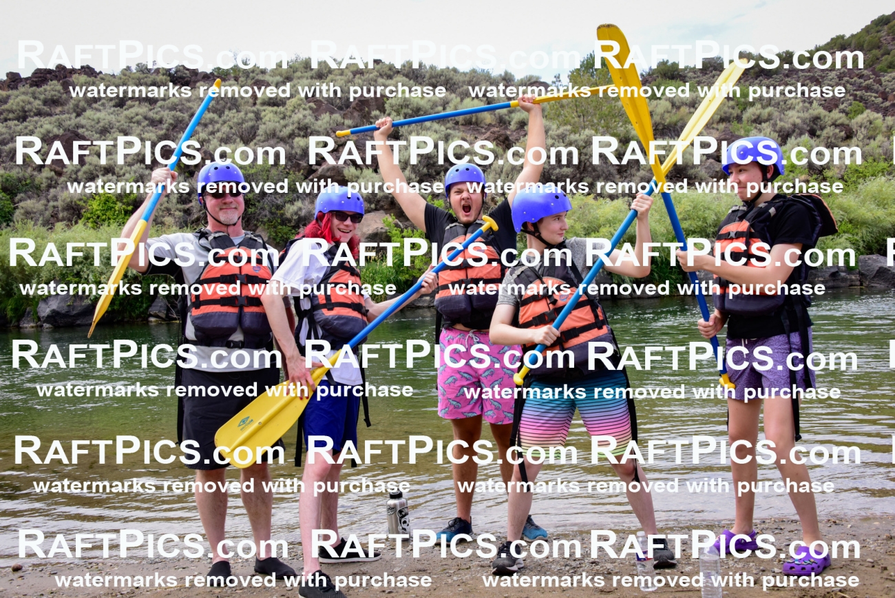 007528_July-30_New-WaveR-_RAFTPICS_Racecourse-PM_LAPortraits_-