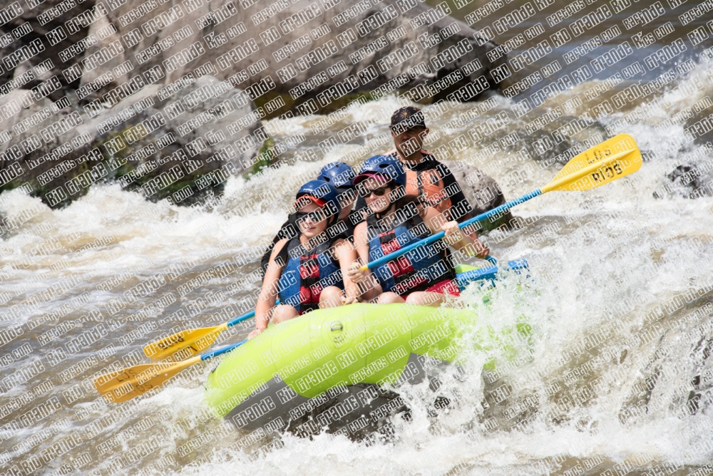 001021Rio-Grande-RaftPics_May29_LOS-RIOS_BOX_LA_DSC2327