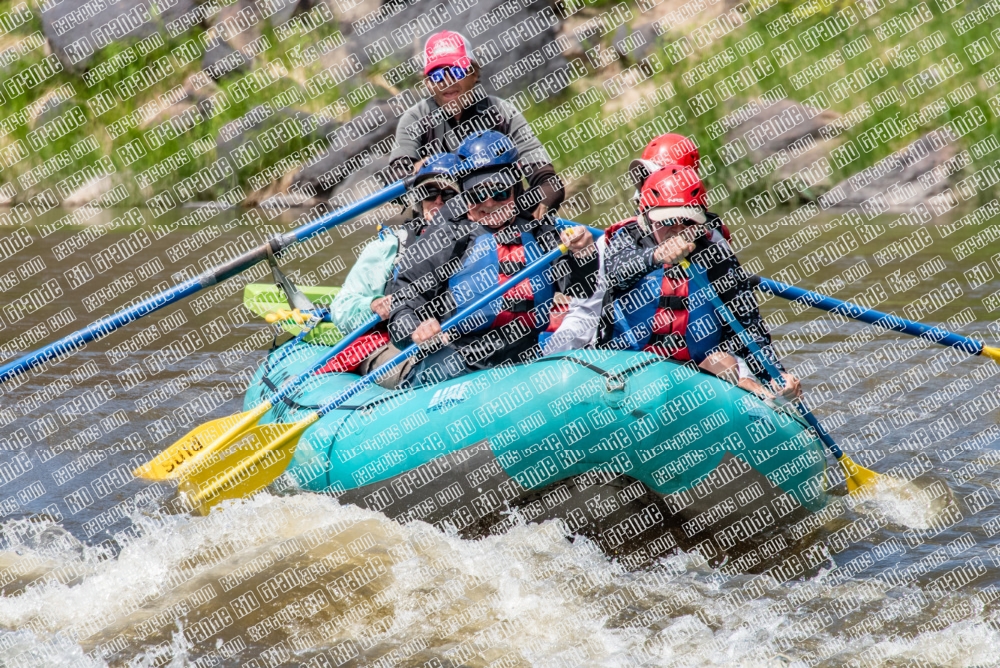 000985Rio-Grande-RaftPics_May29_LOS-RIOS_BOX_LA_DSC2338