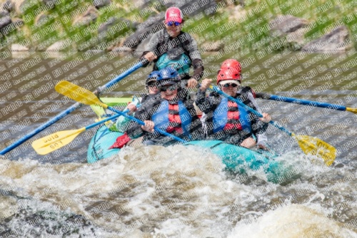 000987Rio-Grande-RaftPics_May29_LOS-RIOS_BOX_LA_DSC2340