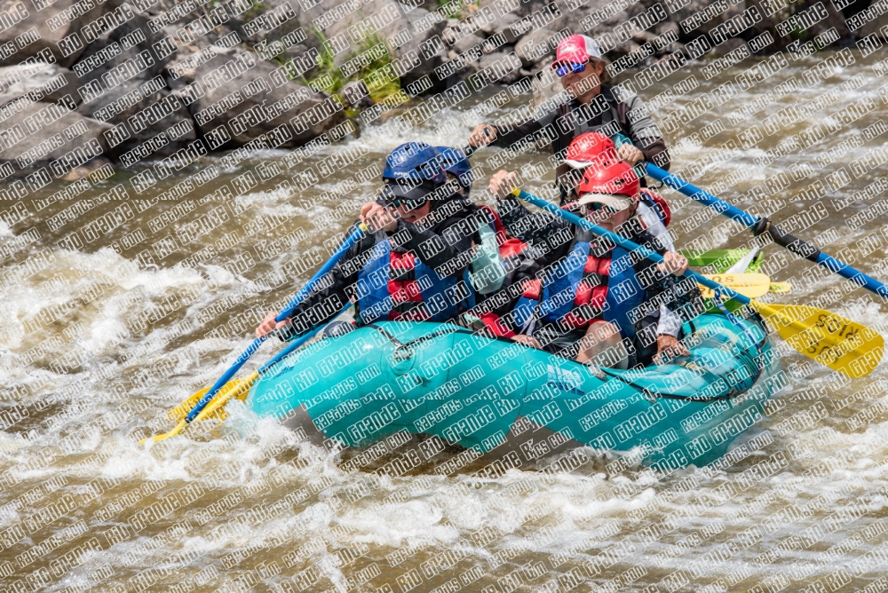 001004Rio-Grande-RaftPics_May29_LOS-RIOS_BOX_LA_DSC2357