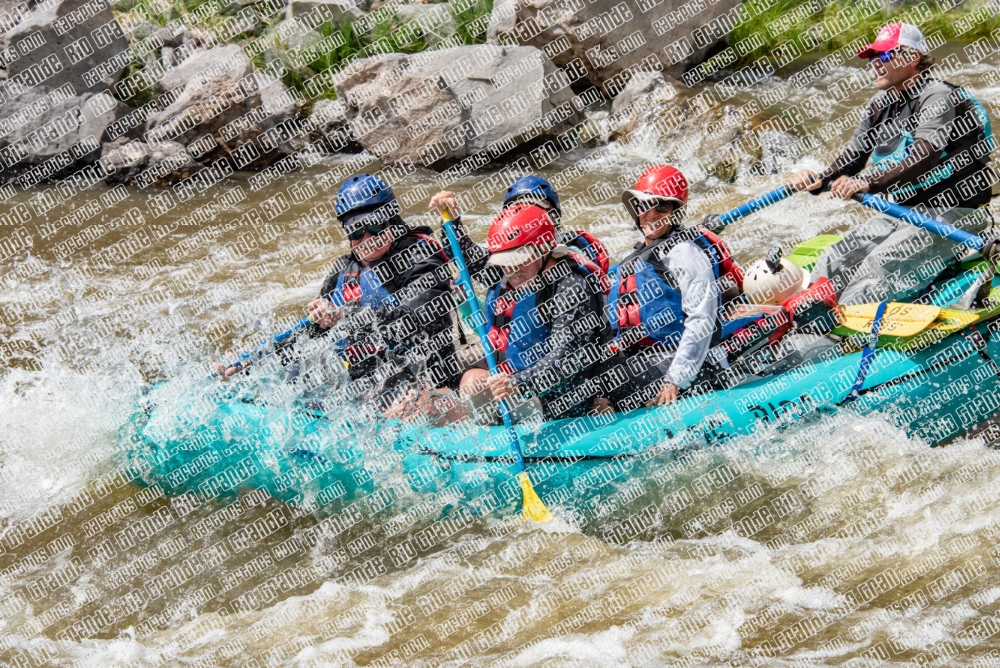 001007Rio-Grande-RaftPics_May29_LOS-RIOS_BOX_LA_DSC2360