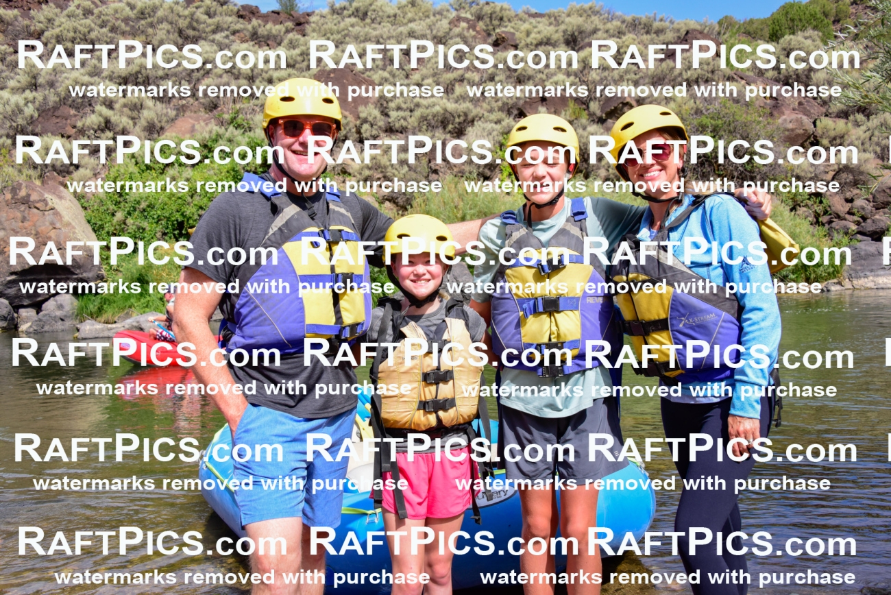 007157_RaftPics_July-31-AM_LA_Portraits