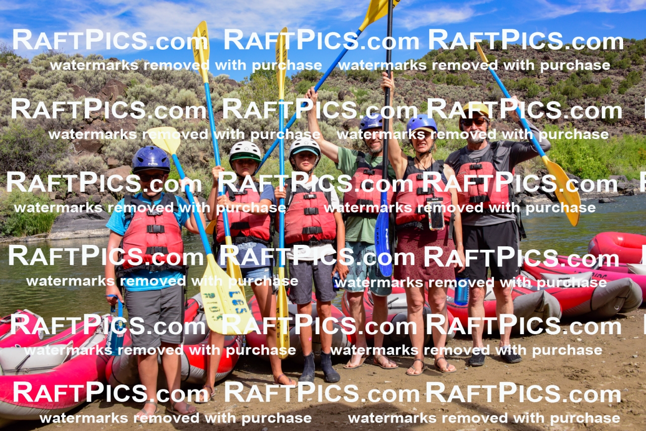 007170_RaftPics_July-31-AM_LA_Portraits