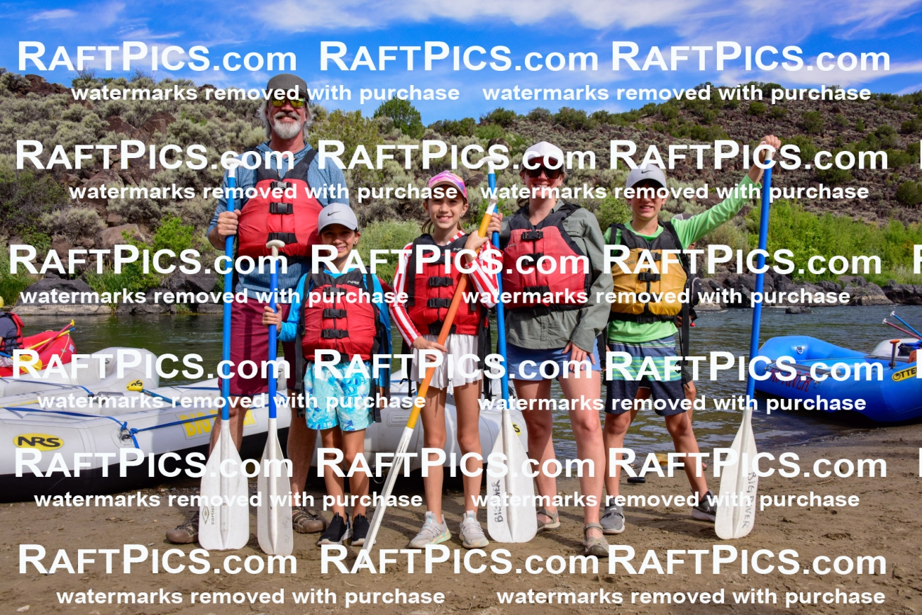 007149_RaftPics_July-31-AM_LA_Portraits