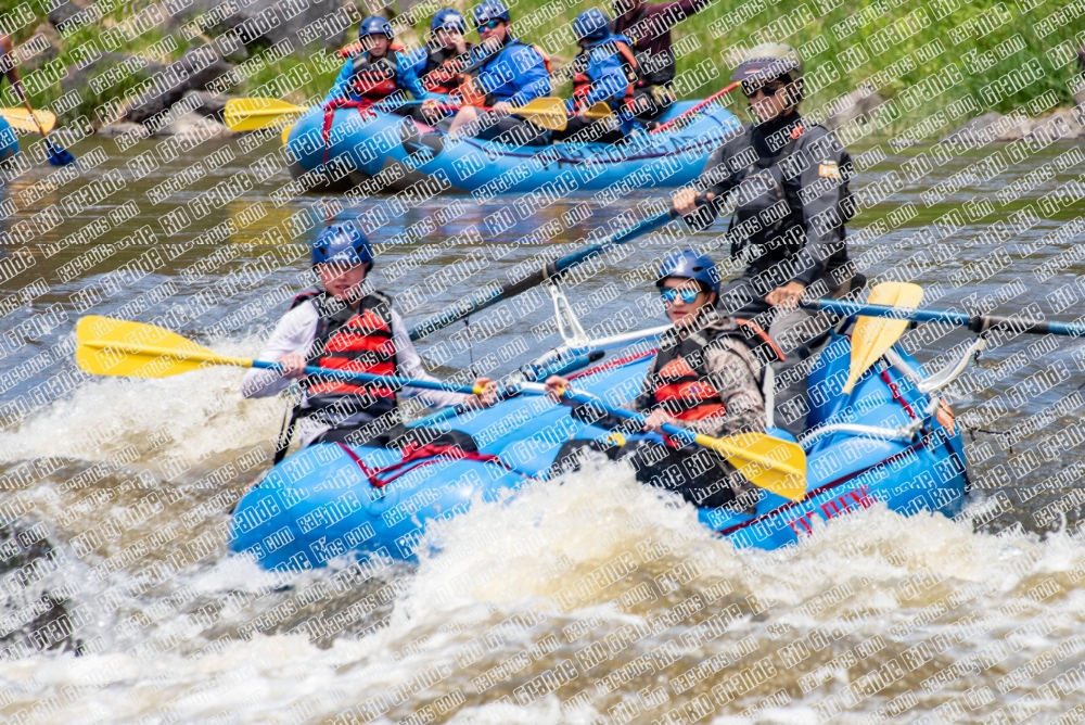 001069Rio-Grande-RaftPics_May29-Far-Flung_BOX_LA_DSC2214