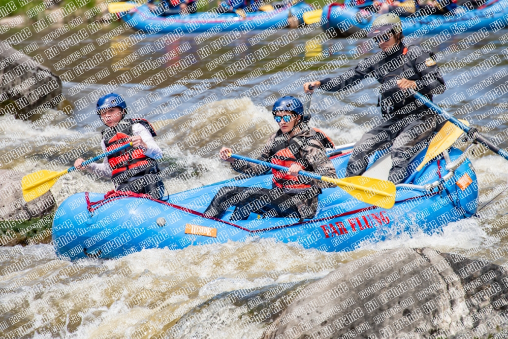 001074Rio-Grande-RaftPics_May29-Far-Flung_BOX_LA_DSC2219