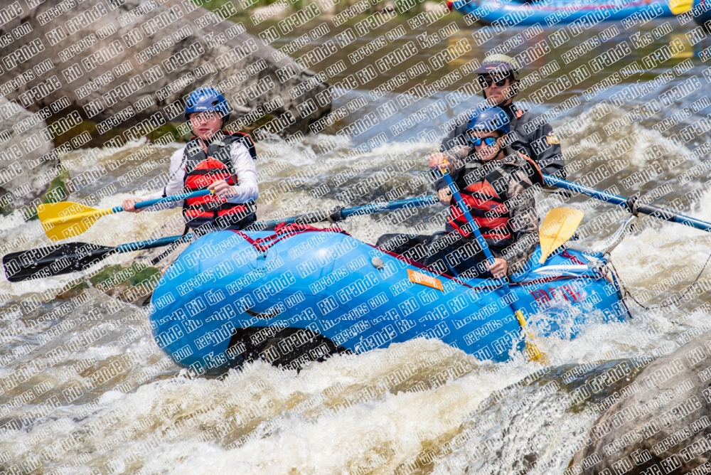 001076Rio-Grande-RaftPics_May29-Far-Flung_BOX_LA_DSC2221