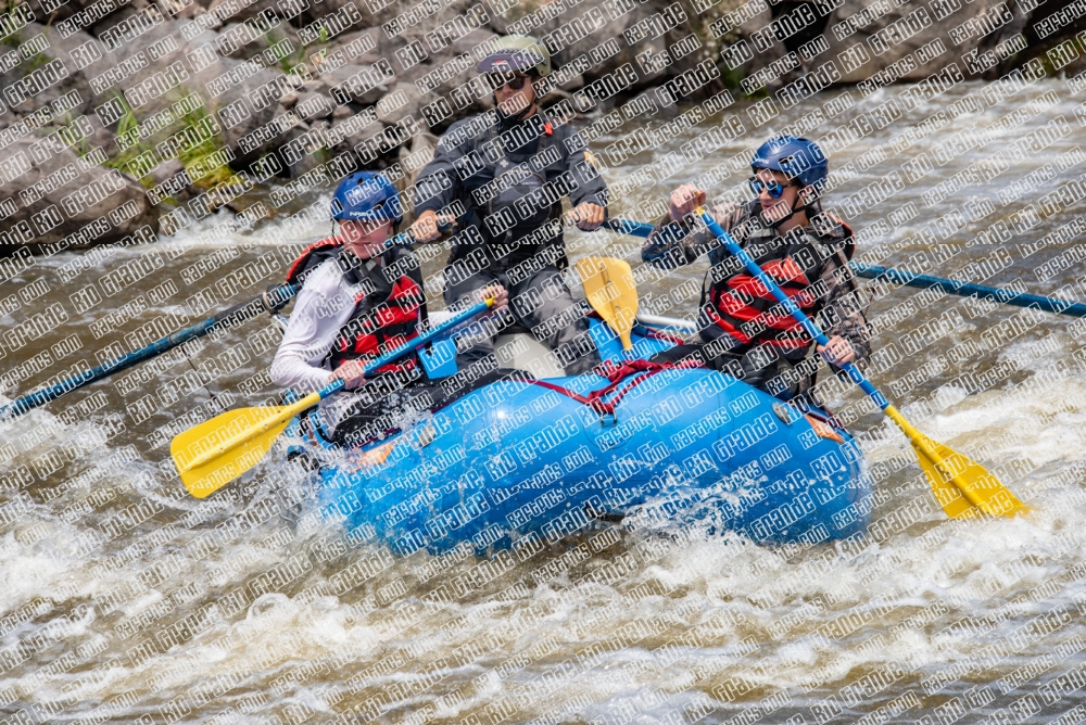 001080Rio-Grande-RaftPics_May29-Far-Flung_BOX_LA_DSC2225