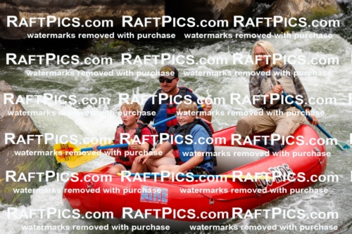 022951_RaftPics_August_01_LosRios_Fullday_PM_Zach_TC_