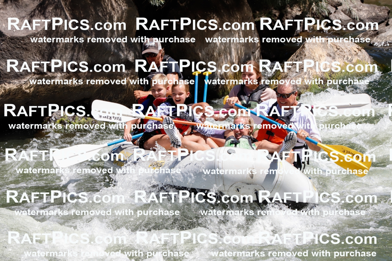 023347_RaftPics_August_02_BigRiver_Racecourse_AM_Jessie_TC_