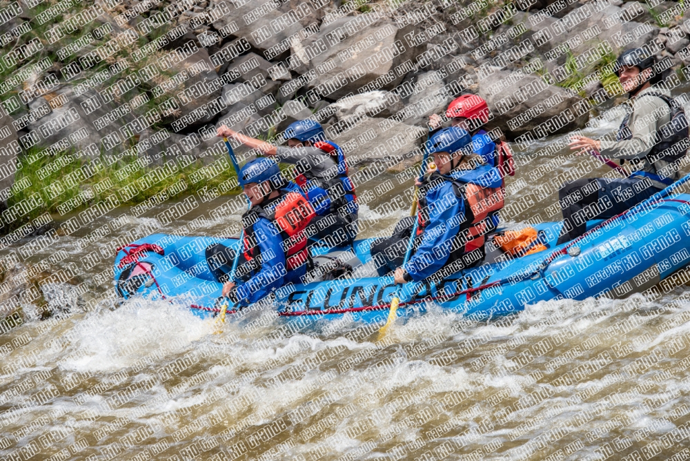 001130Rio-Grande-RaftPics_May29-Far-Flung_BOX_LA_DSC2275