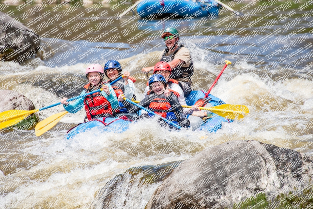 001144Rio-Grande-RaftPics_May29-Far-Flung_BOX_LA_DSC2289