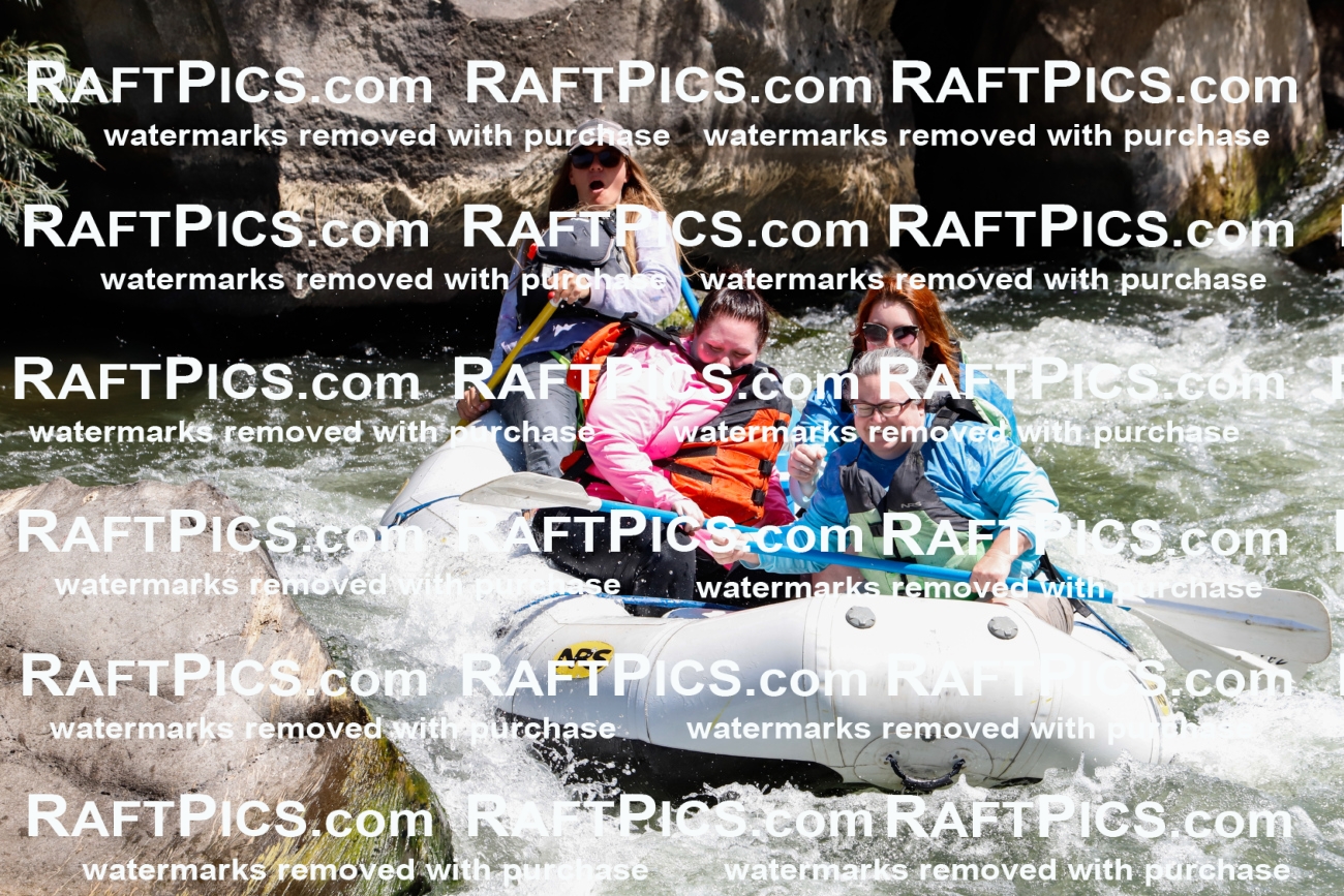 025275_RaftPics_August_04_BigRiver_Racecourse_AM_Mads_TC_