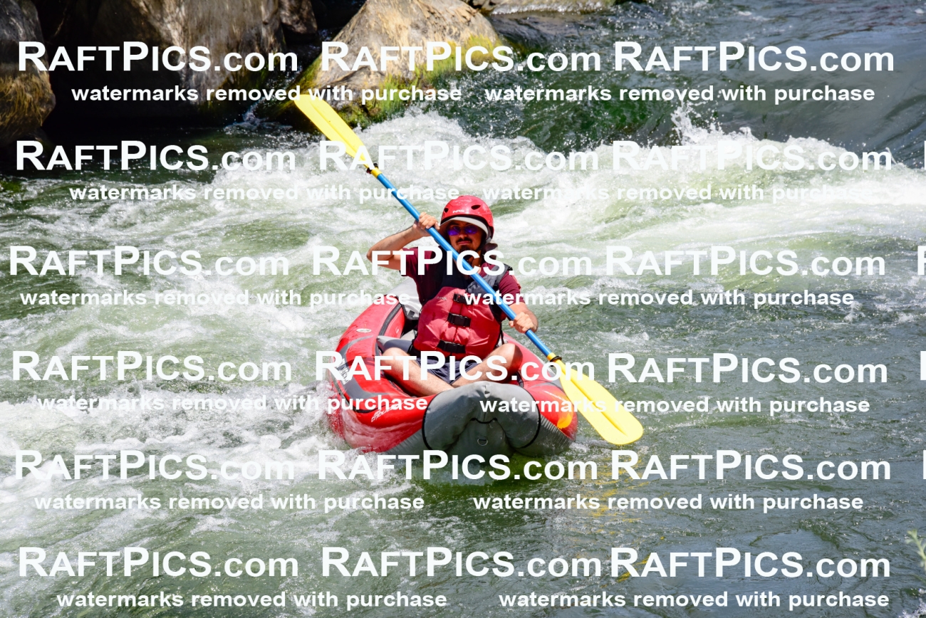 008018_RaftPics_AUg-6_Los-Rios_AM_LA_Funyak2